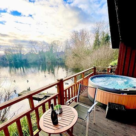 Holly Lodge 12 Hot Tub York Exterior foto